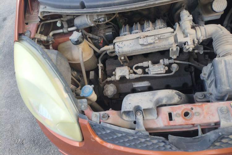 Used CHANGAN Benni mini 2012 1.0L Manual Family Edition China IV Standard Engine Bay Right