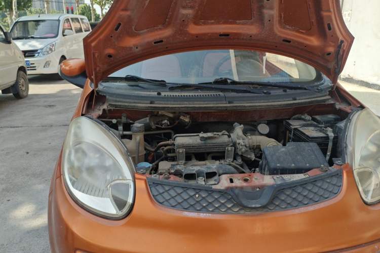Used CHANGAN Benni mini 2012 1.0L Manual Fashion Edition China V Standard Engine Bay Right