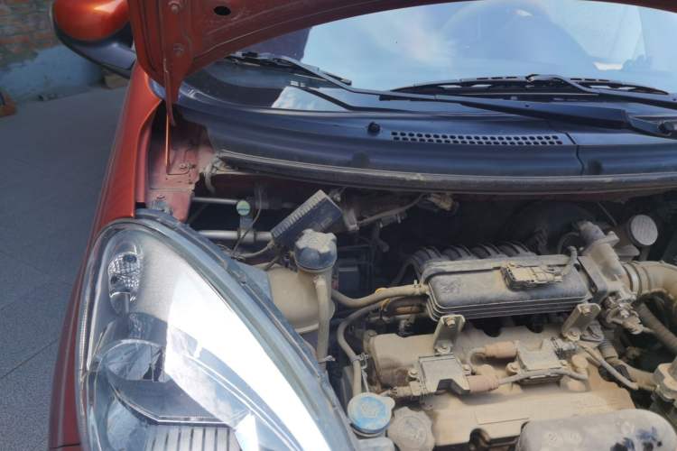 Used CHANGAN Benni mini 2012 1.0L Manual Fashion Edition China IV Standard Engine Bay Right