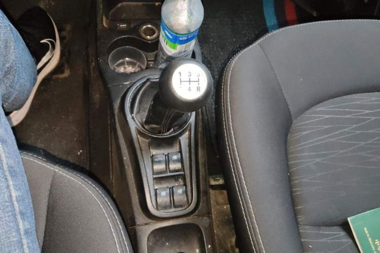 Used CHANGAN Benni mini 2012 1.0L Manual Family Edition China IV Standard Gear Lever