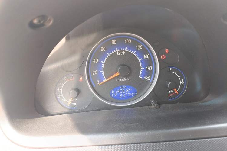 Used CHANGAN Benni mini 2012 1.0L IMT Fashion Edition China IV Standard Instrument Cluster