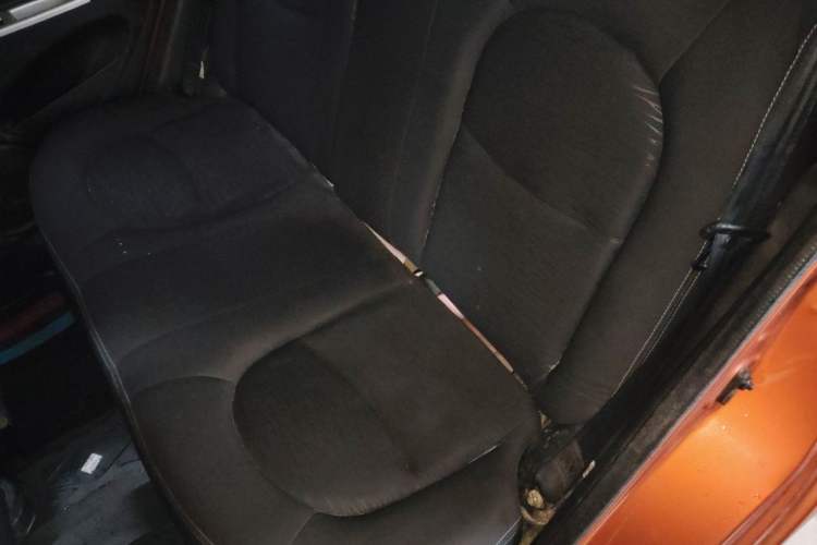 Used CHANGAN Benni mini 2012 1.0L Manual Family Edition China IV Standard Left Rear Seat