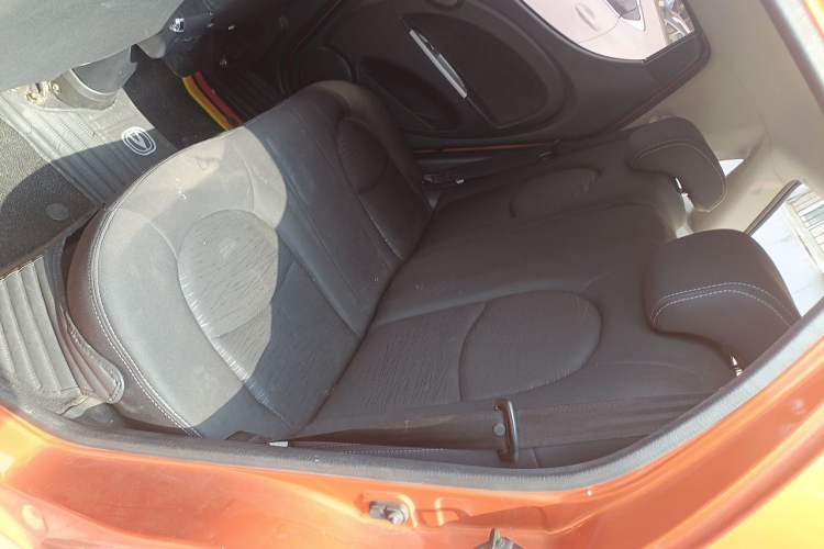 Used CHANGAN Benni mini 2012 1.0L IMT Fashion Edition China IV Standard Left Rear Seat