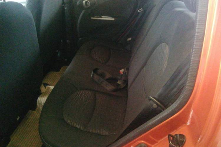 Used CHANGAN Benni mini 2012 1.0L Manual Fashion Edition China V Standard Left Rear Seat