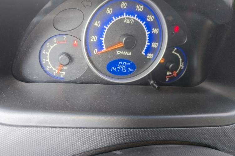 Used CHANGAN Benni mini 2012 1.0L Manual Family Edition China IV Standard Odometer Close Up