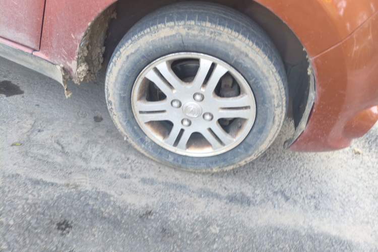 Used CHANGAN Benni mini 2012 1.0L Manual Family Edition China IV Standard Right Front Wheel Hub
