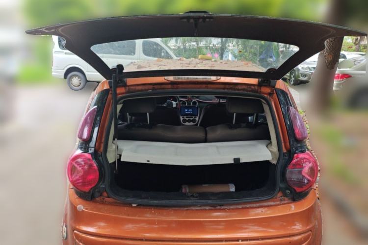 Used CHANGAN Benni mini 2012 1.0L Manual Fashion Edition China IV Standard Trunk