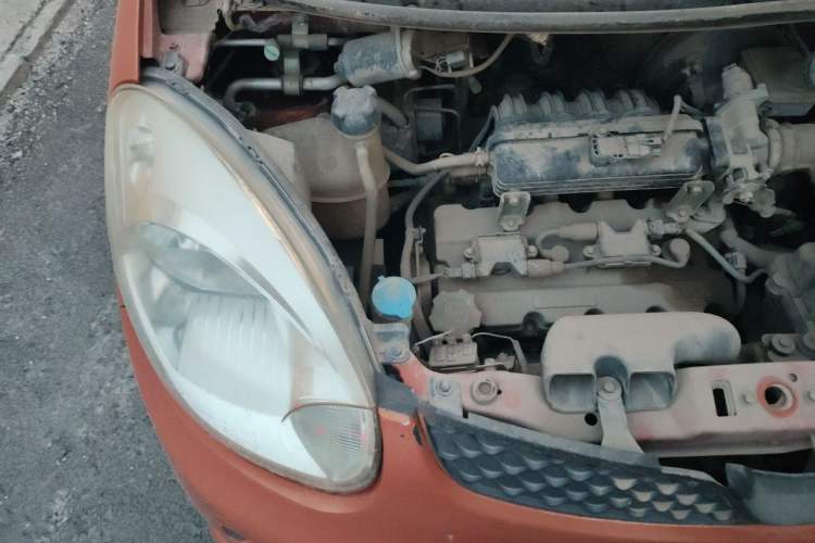 Used CHANGAN Benni mini 2012 1.0L Manual Fashion Edition China IV Standard Engine Bay Right