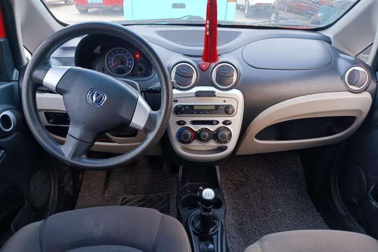 Used CHANGAN Benni mini 2012 1.0L Manual Family Edition China IV Standard Center Console