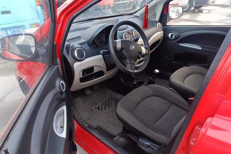 Used CHANGAN Benni mini 2012 1.0L Manual Family Edition China IV Standard Driver Seat