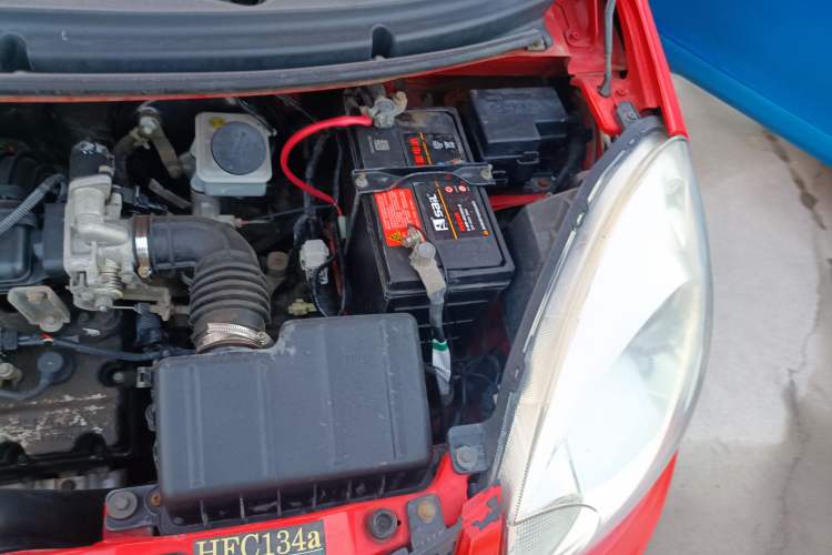 Used CHANGAN Benni mini 2012 1.0L Manual Family Edition China IV Standard Engine Bay Left
