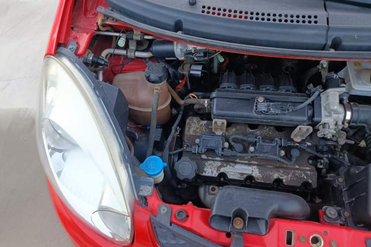 Used CHANGAN Benni mini 2012 1.0L Manual Family Edition China IV Standard Engine Bay Right