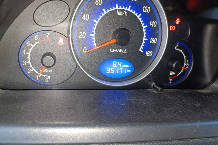 Used CHANGAN Benni mini 2012 1.0L Manual Family Edition China IV Standard Odometer Close Up