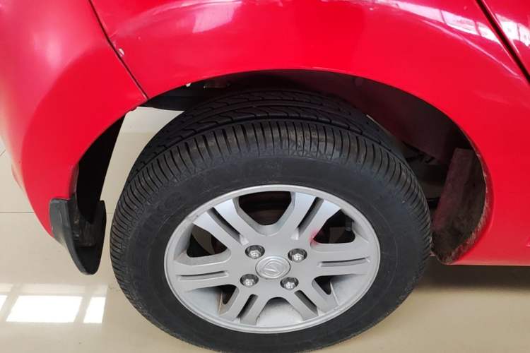 Used CHANGAN Benni mini 2012 1.0L Manual Fashion Edition China IV Standard Right Rear Wheel Hub