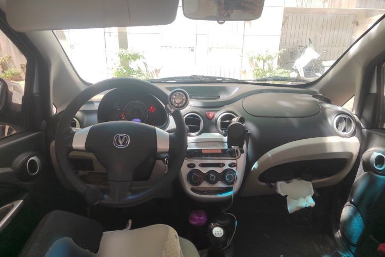 Used CHANGAN Benni mini 2012 1.0L Manual Family Edition China IV Standard Center Console