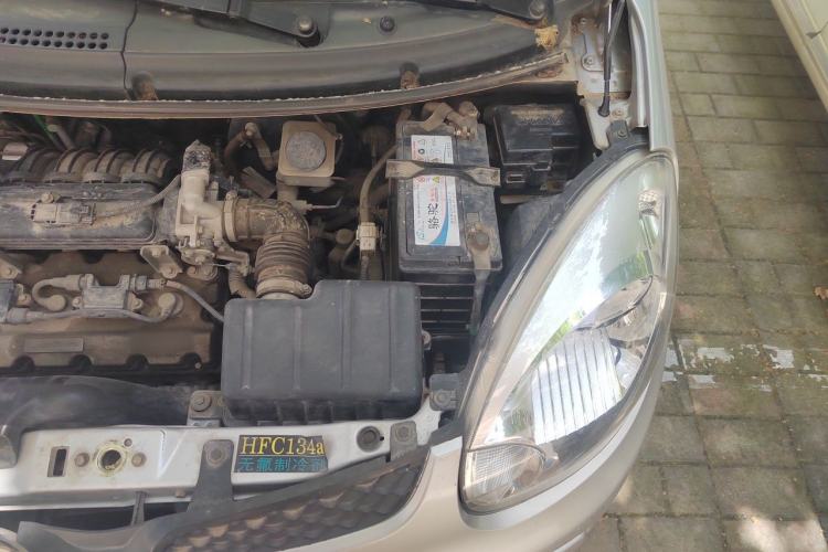 Used CHANGAN Benni mini 2012 1.0L Manual Family Edition China IV Standard Engine Bay Left