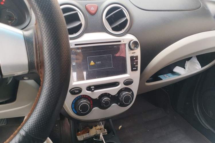 Used CHANGAN Benni mini 2012 1.0L Manual Family Edition China V Standard Audio And AC Panel