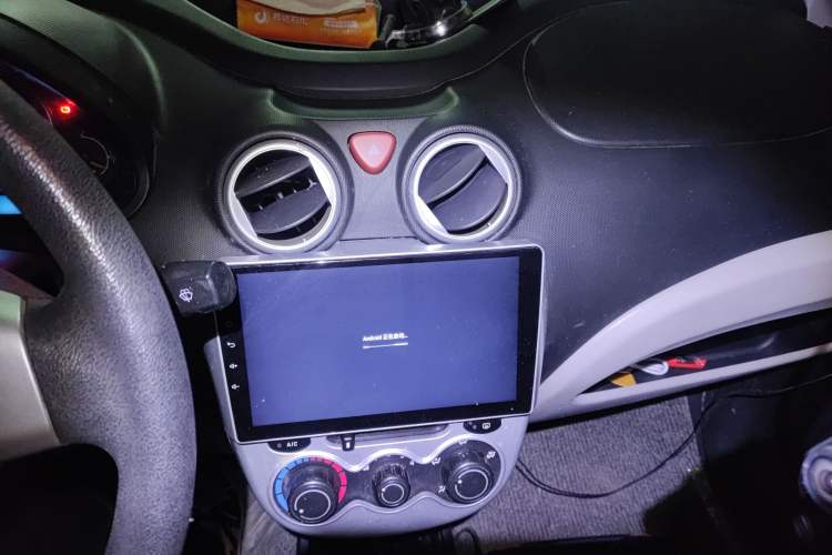 Used CHANGAN Benni mini 2012 1.0L Manual Fashion Edition China V Standard Audio And AC Panel