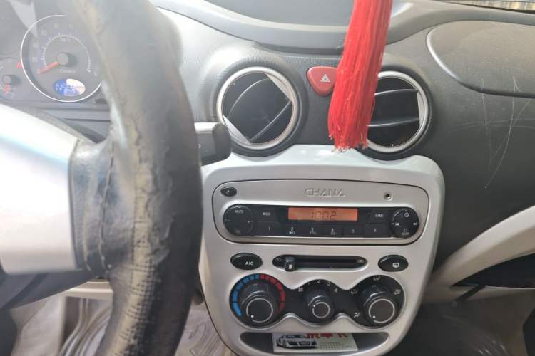 Used CHANGAN Benni mini 2012 1.0L IMT Fashion Edition China IV Standard Audio And AC Panel