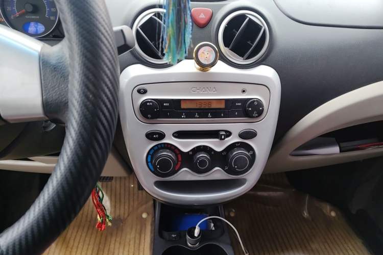Used CHANGAN Benni mini 2012 1.0L Manual Family Edition China IV Standard Audio And AC Panel
