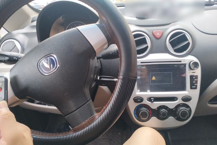 Used CHANGAN Benni mini 2012 1.0L Manual Family Edition China V Standard Center Console