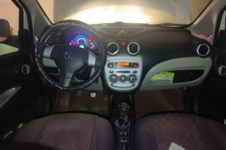 Used CHANGAN Benni mini 2012 1.0L Manual Fashion Edition China IV Standard Center Console