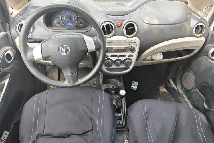 Used CHANGAN Benni mini 2012 1.0L Manual Family Edition China IV Standard Center Console