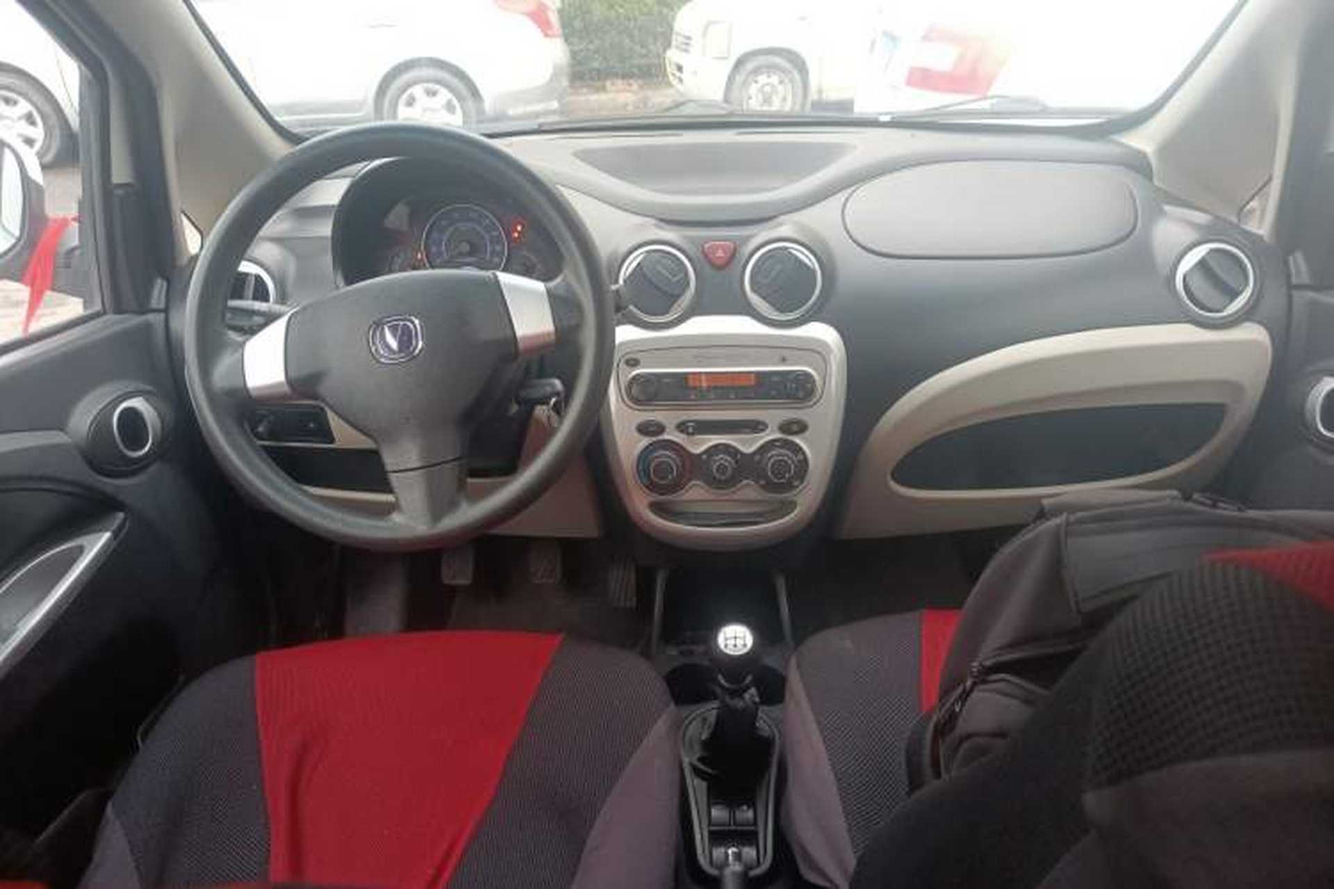 Used CHANGAN Benni mini 2012 1.0L Manual Fashion Edition China V Standard Center Console