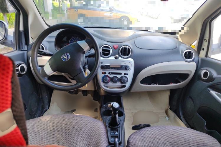 Used CHANGAN Benni mini 2012 1.0L Manual Fashion Edition China V Standard Center Console