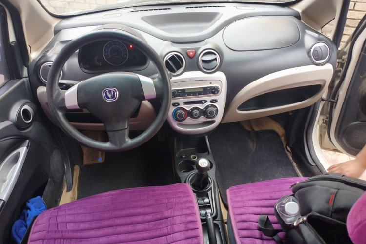 Used CHANGAN Benni mini 2012 1.0L Manual Fashion Edition China V Standard Center Console