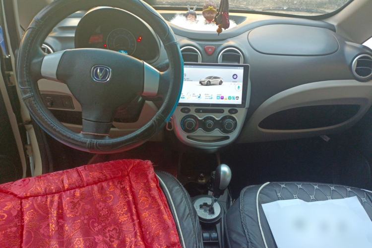 Used CHANGAN Benni mini 2012 1.0L IMT Fashion Edition China IV Standard Center Console