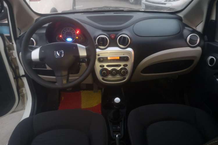 Used CHANGAN Benni mini 2012 1.0L Manual Fashion Edition China V Standard Center Console