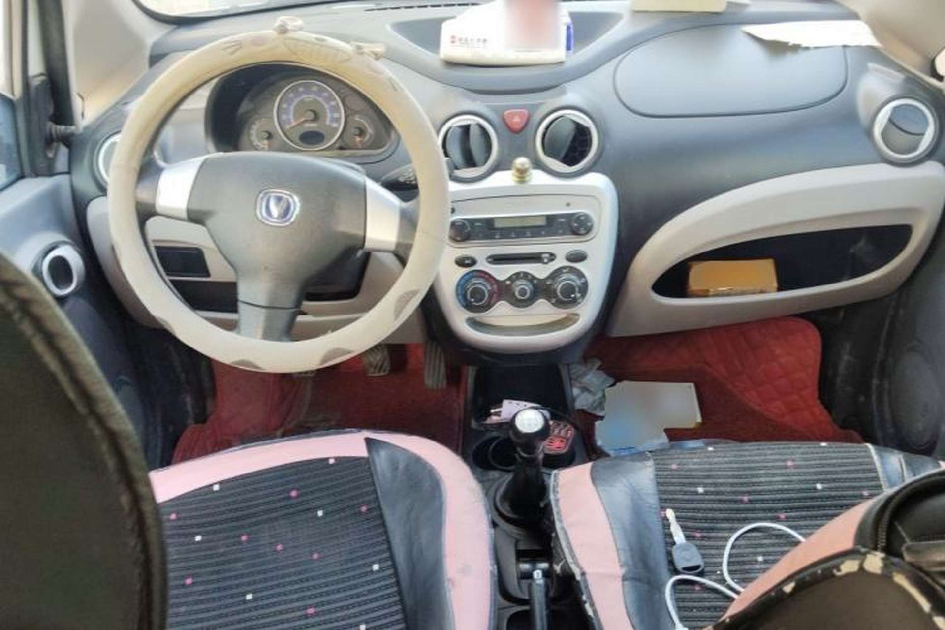 Used CHANGAN Benni mini 2012 1.0L Manual Family Edition China IV Standard Center Console