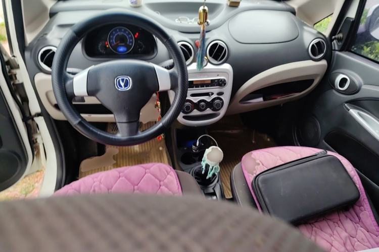 Used CHANGAN Benni mini 2012 1.0L Manual Family Edition China IV Standard Center Console