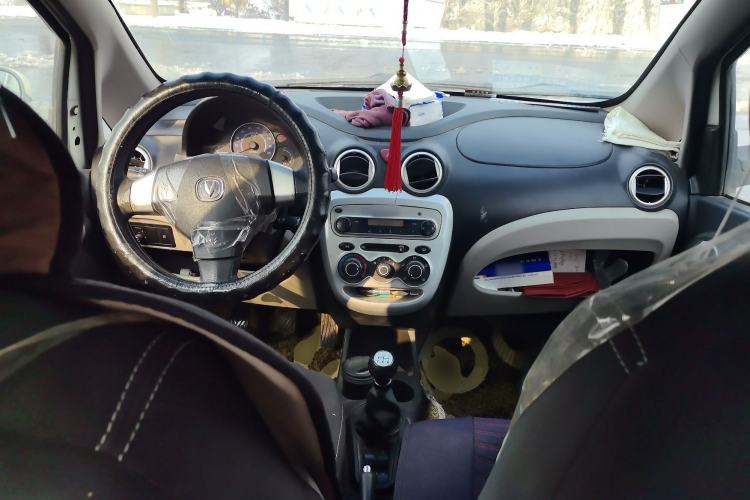 Used CHANGAN Benni mini 2012 1.0L Manual Fashion Edition China IV Standard Center Console