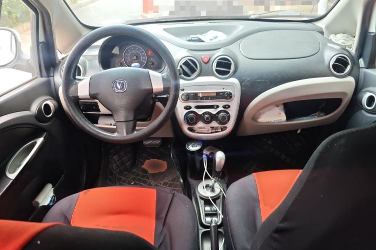 Used CHANGAN Benni mini 2012 1.0L IMT Fashion Edition China IV Standard Center Console