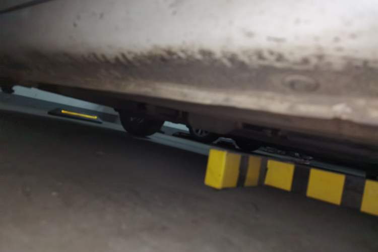 Used CHANGAN Benni mini 2012 1.0L Manual Fashion Edition China IV Standard Chassis Front Right