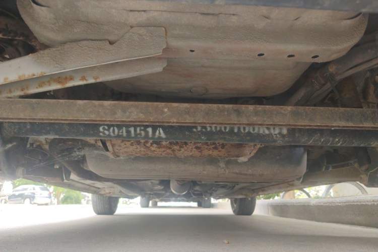 Used CHANGAN Benni mini 2012 1.0L Manual Fashion Edition China IV Standard Chassis Rear
