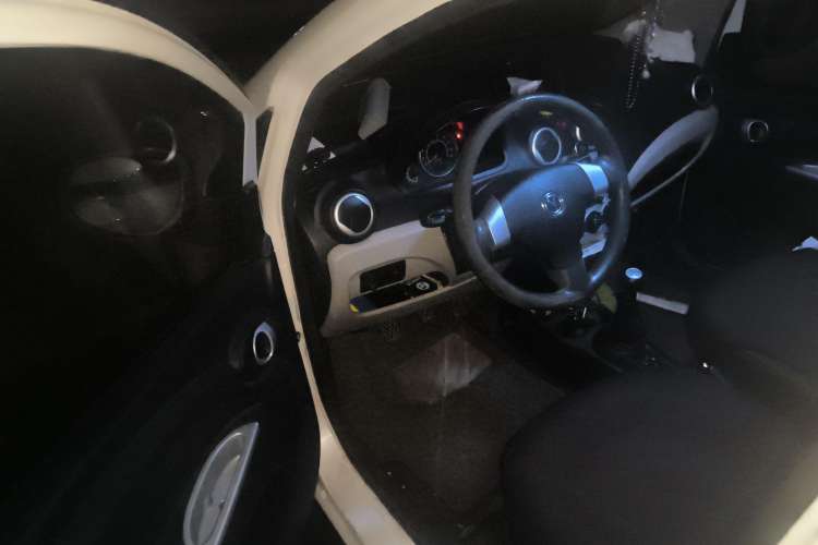Used CHANGAN Benni mini 2012 1.0L Manual Fashion Edition China IV Standard Driver Seat