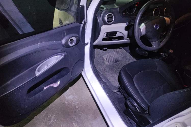 Used CHANGAN Benni mini 2012 1.0L Manual Fashion Edition China V Standard Driver Seat