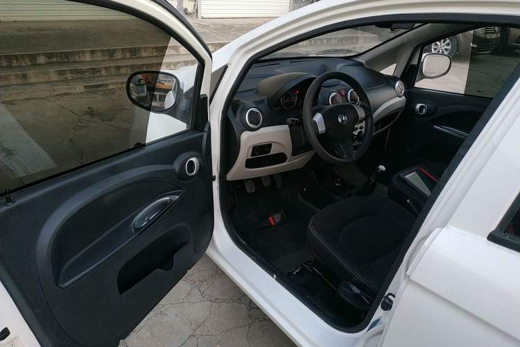 Used CHANGAN Benni mini 2012 1.0L Manual Fashion Edition China V Standard Driver Seat