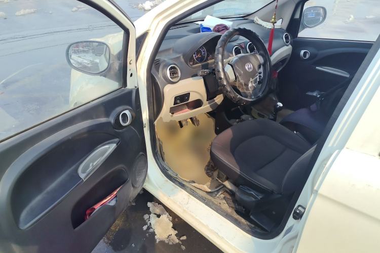 Used CHANGAN Benni mini 2012 1.0L Manual Fashion Edition China IV Standard Driver Seat