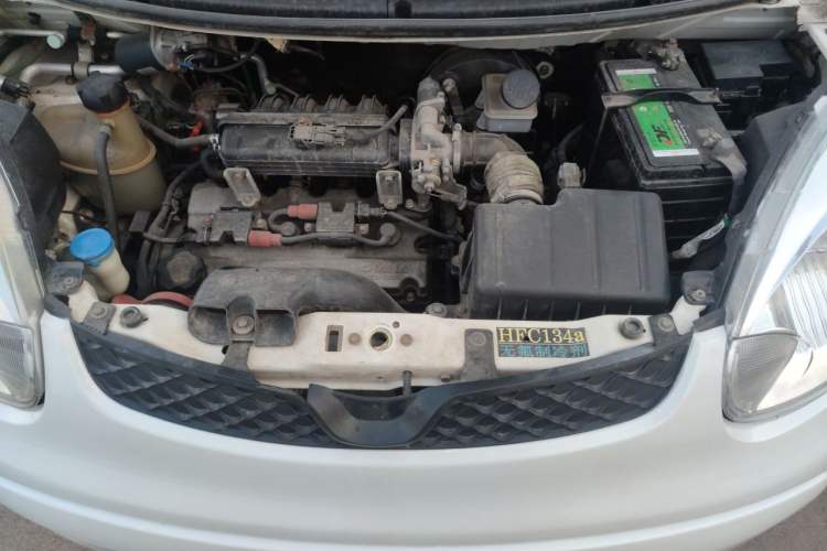 Used CHANGAN Benni mini 2012 1.0L Manual Family Edition China IV Standard Engine Bay