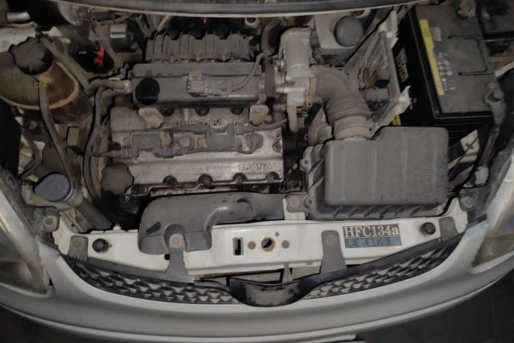 Used CHANGAN Benni mini 2012 1.0L IMT Fashion Edition China IV Standard Engine Bay