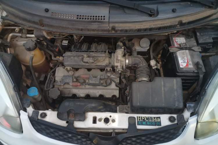 Used CHANGAN Benni mini 2012 1.0L Manual Fashion Edition China IV Standard Engine Bay