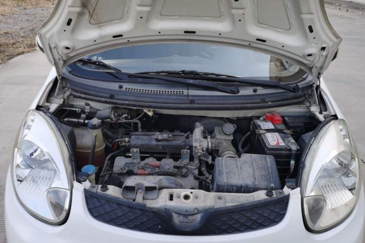 Used CHANGAN Benni mini 2012 1.0L Manual Fashion Edition China V Standard Engine Bay