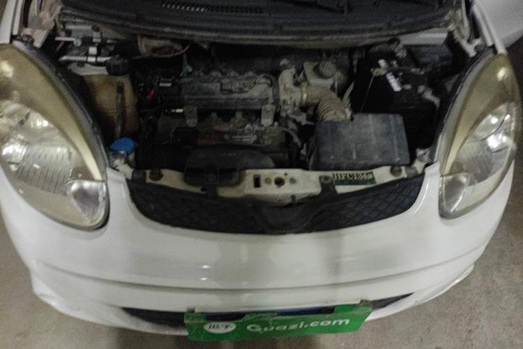 Used CHANGAN Benni mini 2012 1.0L Manual Fashion Edition China V Standard Engine Bay