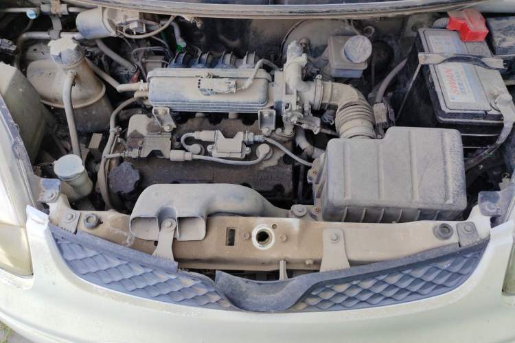 Used CHANGAN Benni mini 2012 1.0L Manual Fashion Edition China V Standard Engine Bay