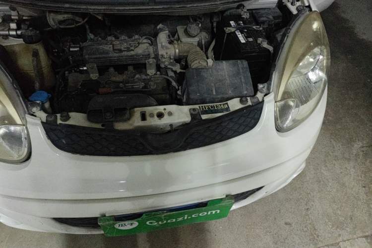 Used CHANGAN Benni mini 2012 1.0L Manual Fashion Edition China V Standard Engine Bay Left