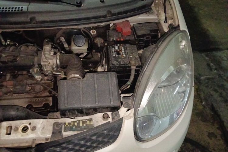 Used CHANGAN Benni mini 2012 1.0L Manual Fashion Edition China IV Standard Engine Bay Left